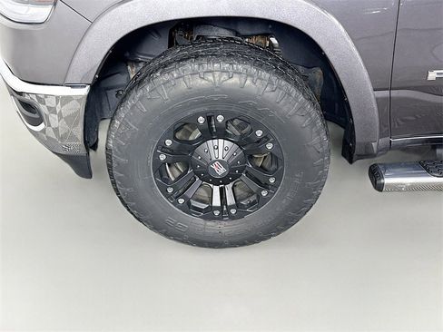 Used 2019 RAM 1500 Laramie image 22