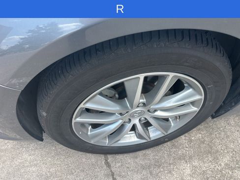 Used 2016 INFINITI Q50 3.0t Premium w/ 3.0T Premium Plus Package RWD image 2