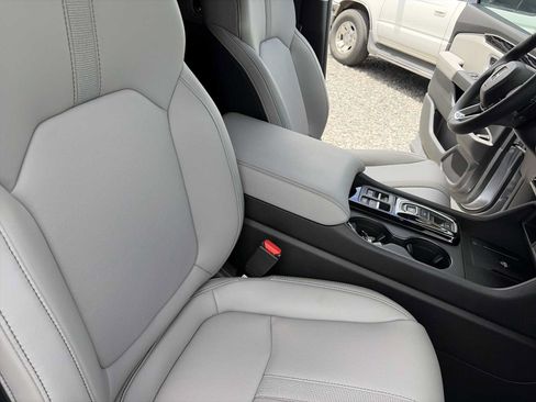 Used 2023 Honda Pilot EX-L image 25