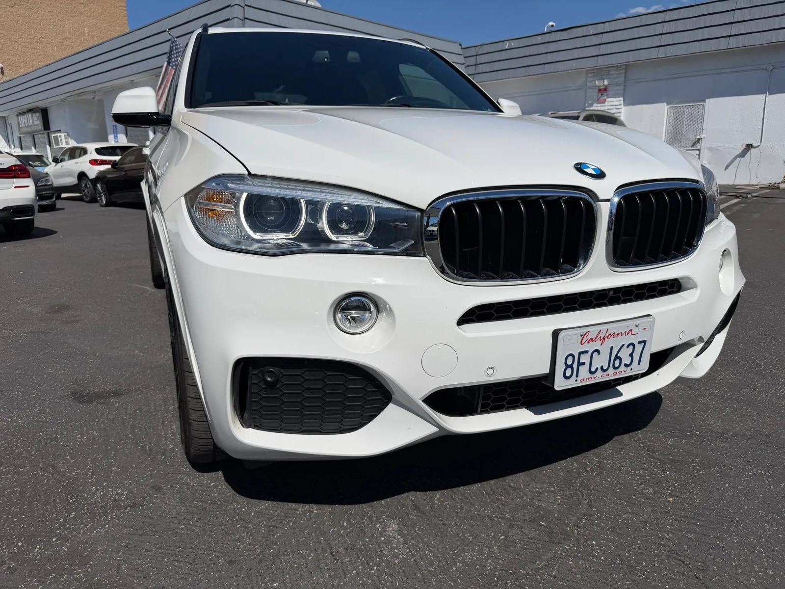 Used 2018 BMW X5 xDrive35i w/ M Sport Package AWD/4WD image 12