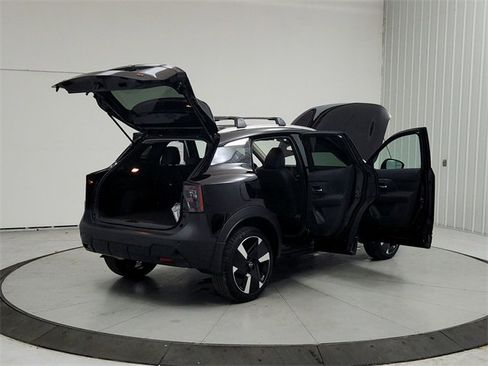 New 2026 Nissan Kicks SR image 15