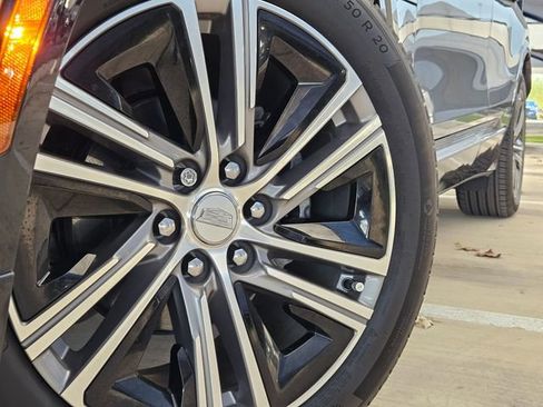 Certified 2024 Cadillac Lyriq Luxury image 8