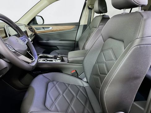 Used 2026 Volkswagen Atlas SE w/ Panoramic Sunroof Package FWD image 8