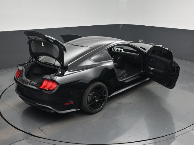 Used 2018 Ford Mustang GT RWD image 29