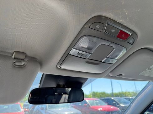 Used 2023 Kia Telluride S AWD/4WD image 20