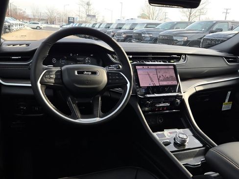 New 2025 Jeep Grand Cherokee Limited image 20