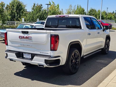 Used 2023 GMC Sierra 1500 Denali AWD/4WD image 5