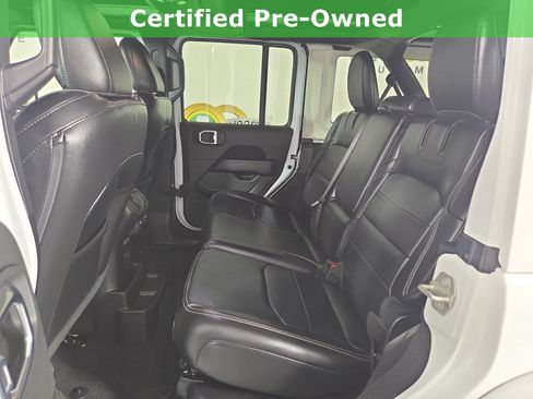 Used 2023 Jeep Wrangler Unlimited Sahara w/ Cold Weather Group AWD/4WD image 13