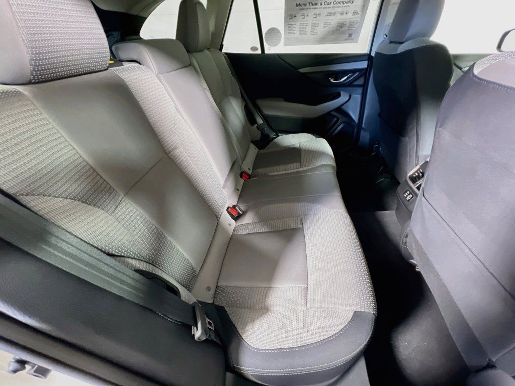 Certified 2025 Subaru Outback Premium w/ Popular Package #1A AWD/4WD image 20