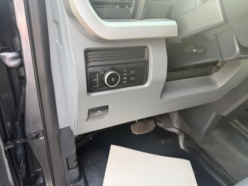 Used 2024 Ford F250 XL AWD/4WD image 24