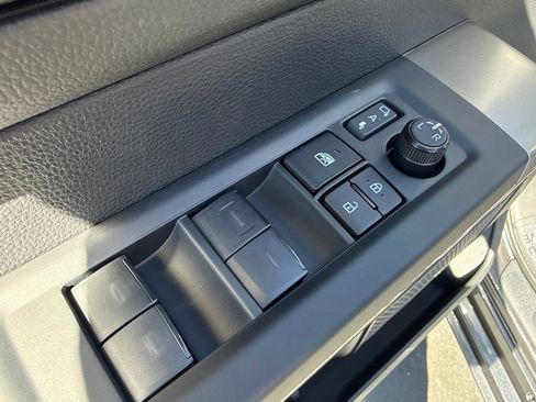 New 2026 Toyota Tundra Limited AWD/4WD image 18