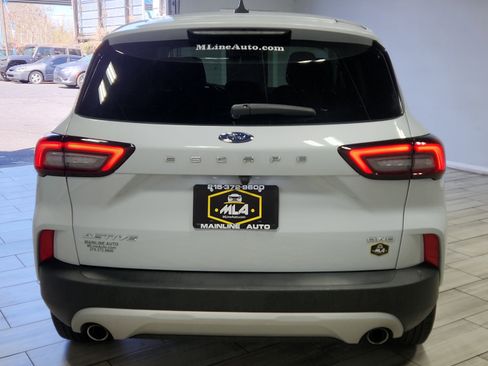 Used 2025 Ford Escape Active image 4