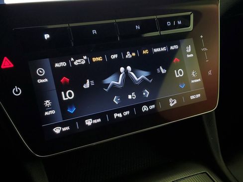 Used 2024 Maserati Grecale GT image 34