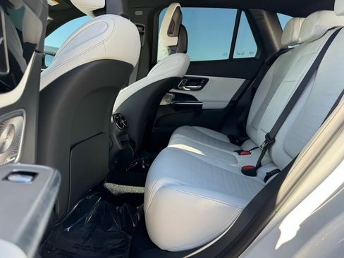Certified 2025 Mercedes-Benz GLC 300 4MATIC image 16