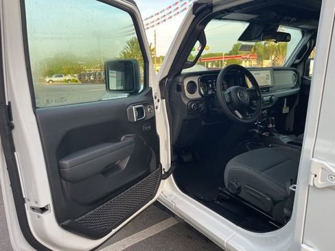 New 2026 Jeep Wrangler Unlimited Sport AWD/4WD image 4