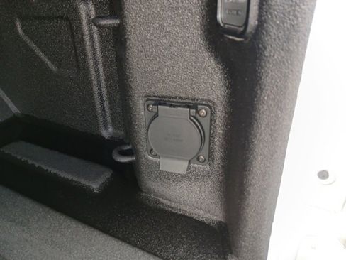 Used 2024 GMC Sierra 2500 AT4 w/ AT4 Premium Plus Package image 9