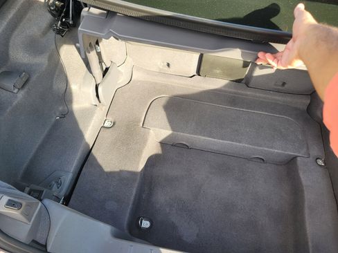 Used 2011 Volvo C70 T5 w/ Convenience Pkg image 16