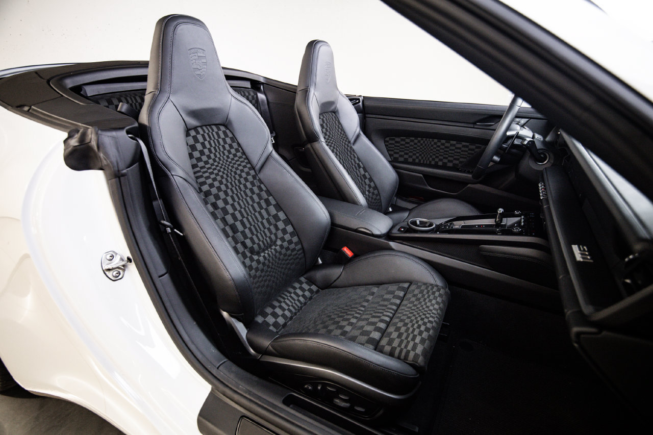 Certified 2026 Porsche 911 Carrera GTS RWD image 29