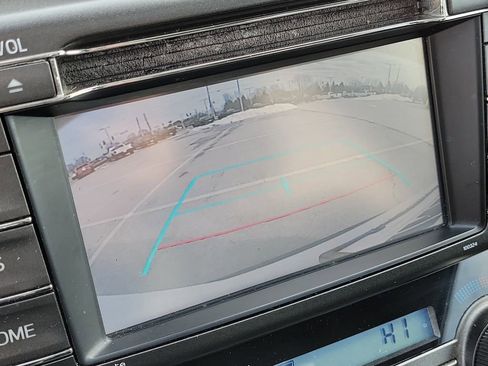 Used 2015 Toyota RAV4 Limited image 28