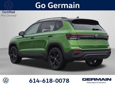 Certified 2025 Volkswagen Taos SE AWD/4WD image 10