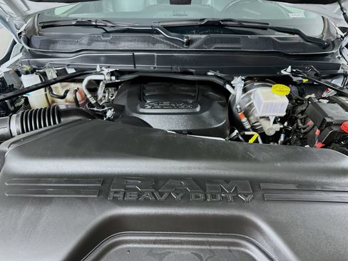 Used 2025 RAM 3500 Tradesman AWD/4WD image 30