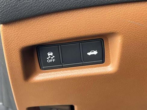 Used 2024 INFINITI Q50 Luxe w/ Cargo Package image 22