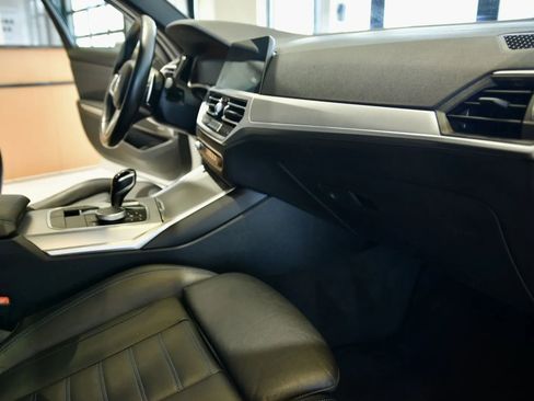 Used 2021 BMW M340i xDrive w/ Premium Package image 28