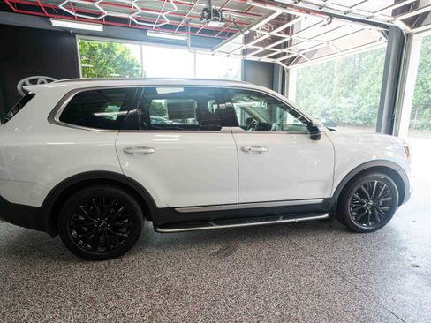 Used 2022 Kia Telluride SX w/ SX Prestige Package AWD/4WD image 4