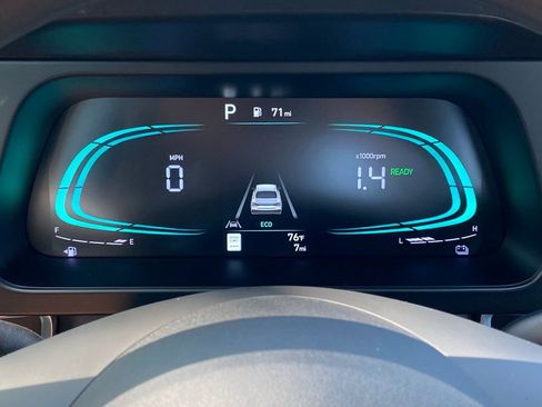 New 2026 Hyundai Elantra Hybrid FWD image 12