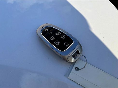 Used 2024 Hyundai Palisade Calligraphy image 12