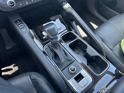 Used 2021 Kia Telluride EX w/ EX Premium Package FWD image 5