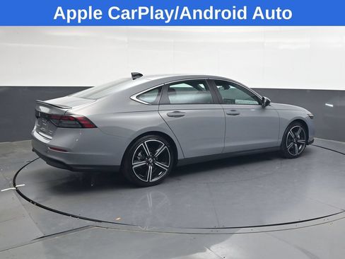 Used 2025 Honda Accord Sport image 4