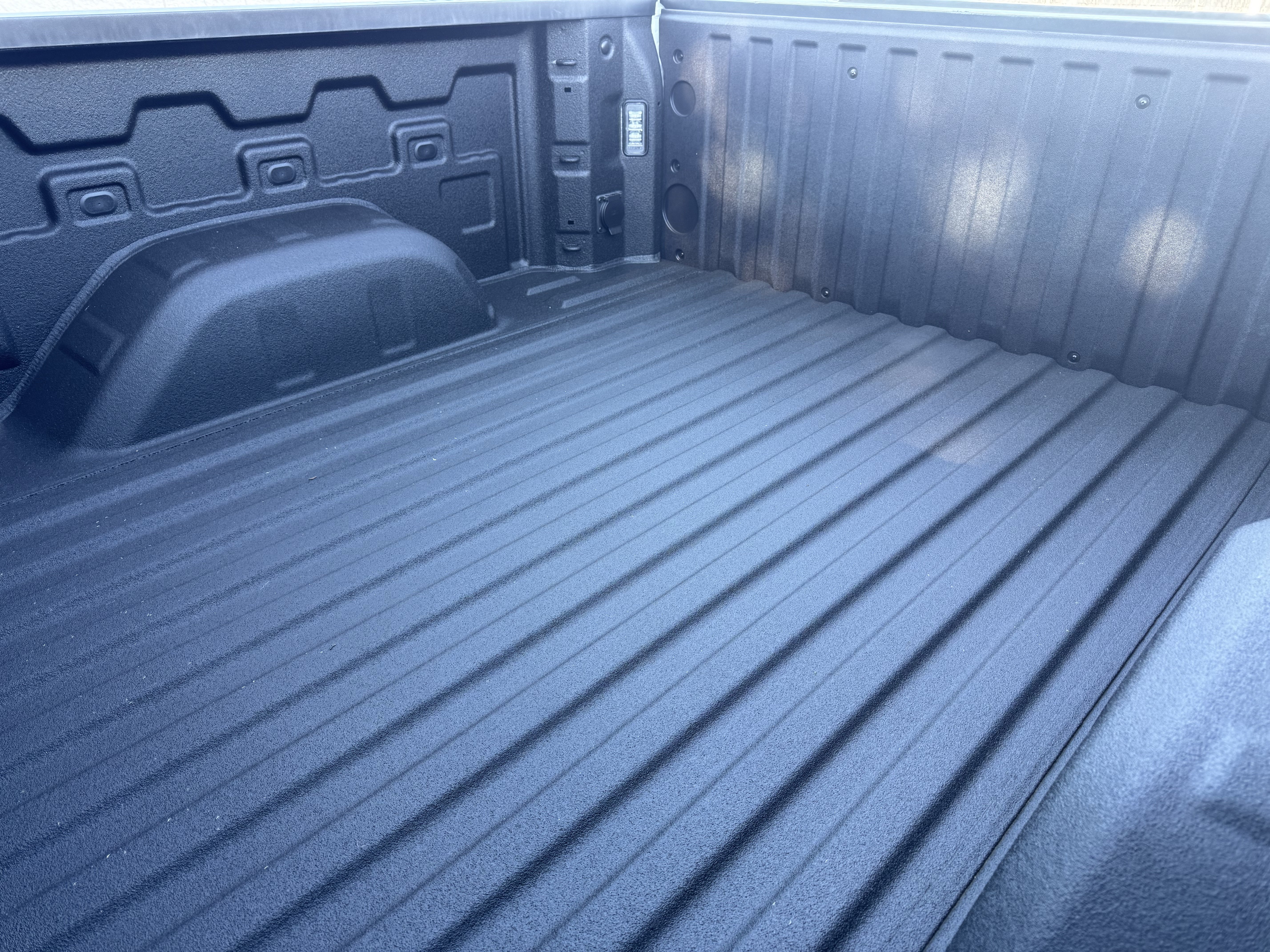 Used 2025 Chevrolet Silverado 1500 LT Trail Boss w/ Protection Package AWD/4WD image 19
