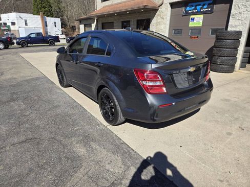 Used 2018 Chevrolet Sonic LS image 6