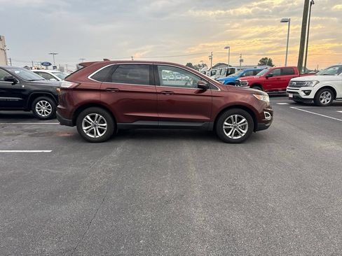 Used 2016 Ford Edge SEL w/ Equipment Group 201A AWD/4WD image 4
