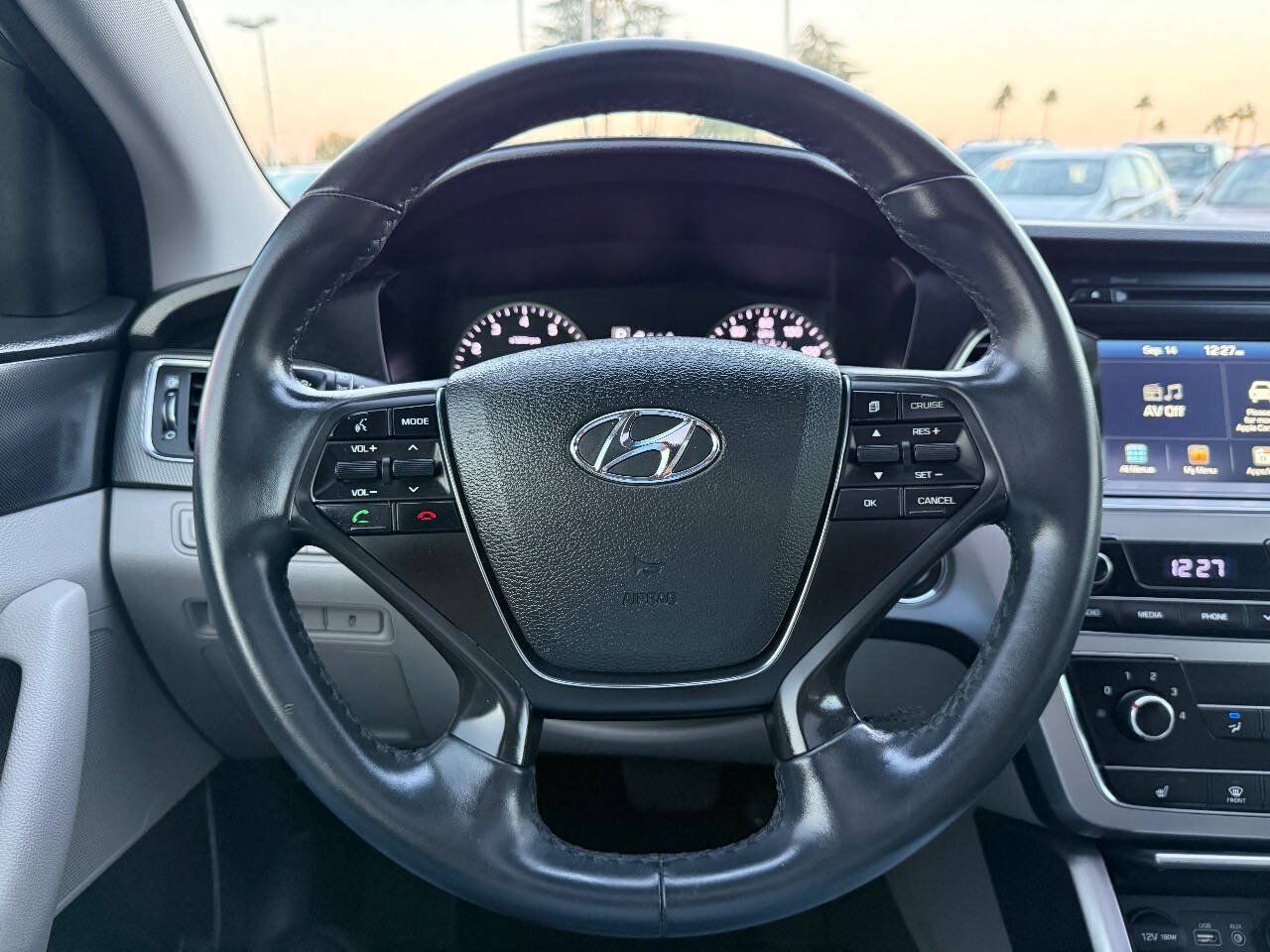 Used 2016 Hyundai Sonata Sport w/ Option Group 1V FWD image 16