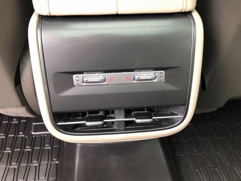 Used 2024 Lincoln Nautilus Premier w/ Equipment Group 102A image 24