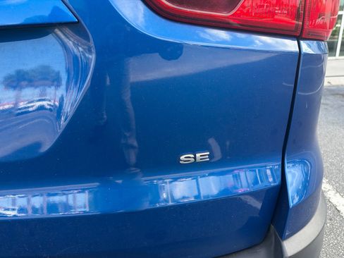 Certified 2021 Ford EcoSport SE w/ SE Convenience Package FWD image 8