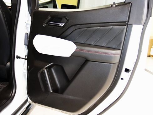 Used 2023 GMC Canyon AT4X image 66