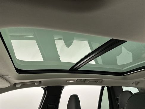 Certified 2025 Volvo XC90 B6 Plus w/ Protection Package Premier image 22