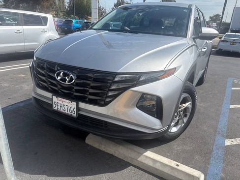 Used 2023 Hyundai Tucson SE AWD/4WD image 5