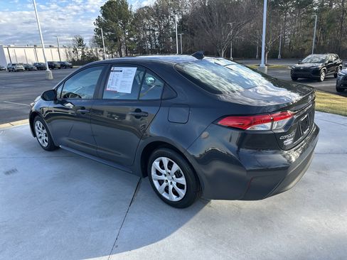 Certified 2024 Toyota Corolla LE image 8