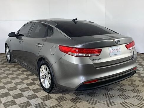 Used 2016 Kia Optima EX w/ Premium Package FWD image 12