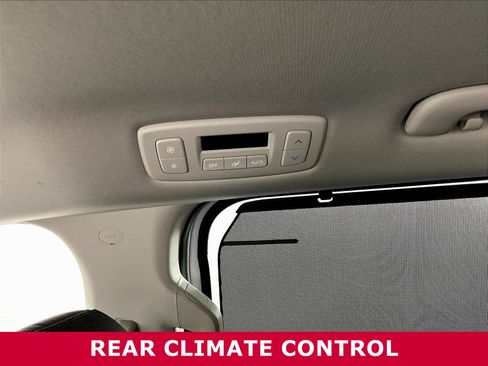 Certified 2025 Kia Carnival SX Prestige FWD image 10