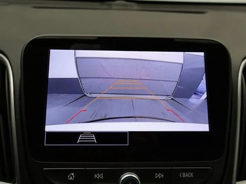 Used 2023 Chevrolet Malibu LT FWD image 35