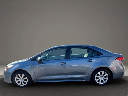 Used 2021 Toyota Corolla LE image 8