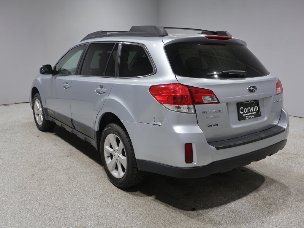 Used 2013 Subaru Outback 2.5i Premium w/ All-Weather Pkg AWD/4WD image 12