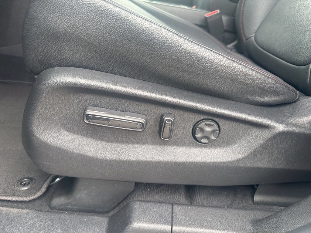 Used 2025 Honda Odyssey Sport-L image 10