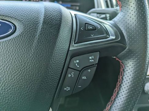 Used 2022 Ford Edge ST-Line image 24