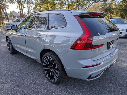 New 2026 Volvo XC60 T8 Ultra w/ Protection Package Premier image 6
